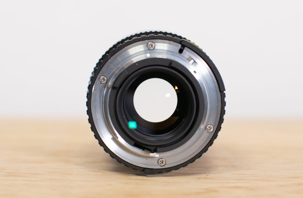 75-150mm lens for use with Nikon F mount cameras 